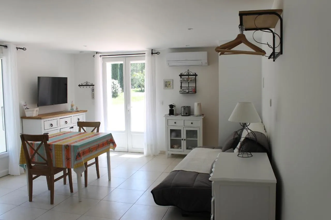Gite La clef du Sud Salernes Hébergement de vacances